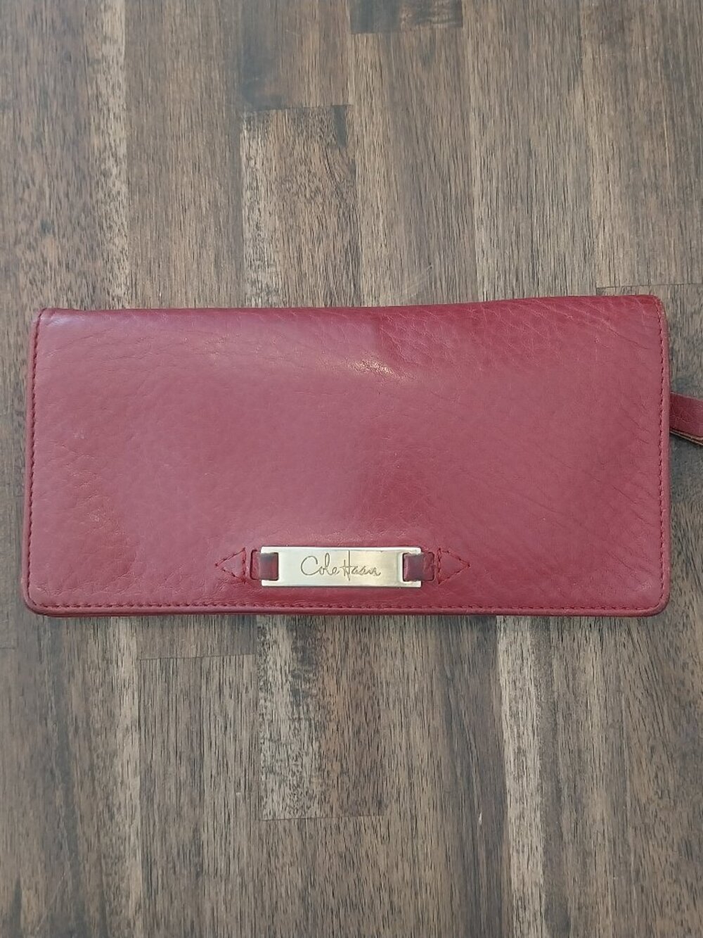 Cole Haan Womens Wallet Red Leather Solid Logo Bifold Snap Closure Credit Card.
